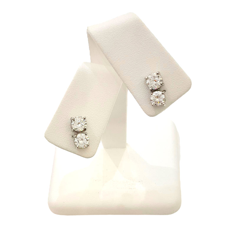 【未使用品】Pt900 ダイヤモンド 3石 ピアス ダイヤモンド ピアス Pt900 ダイヤモンド ジュエリー | 中古ブランド