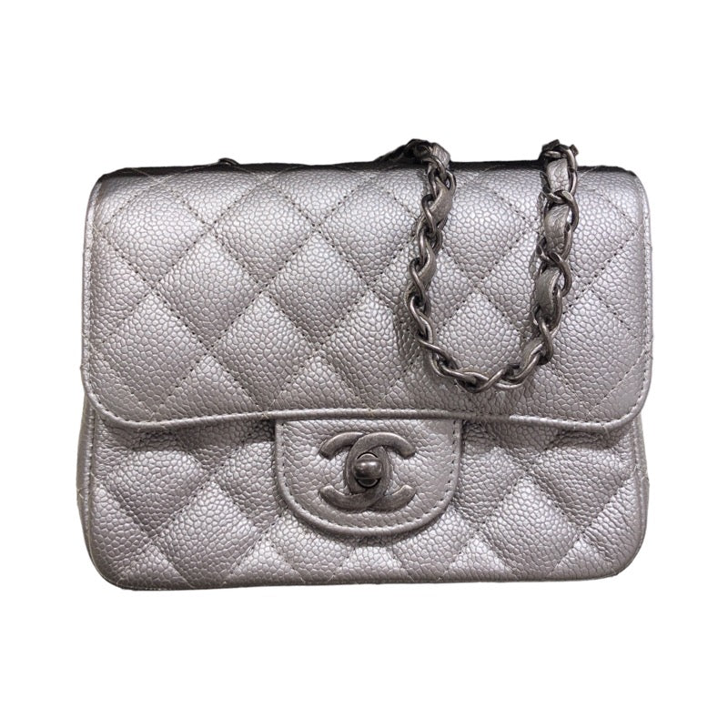 シャネル CHANEL ミニマトラッセ17 A35200 シルバー/SV金具 キャビアスキン レディース ショルダーバッグ |  中古ブランドリユースショップ OKURA(おお蔵)