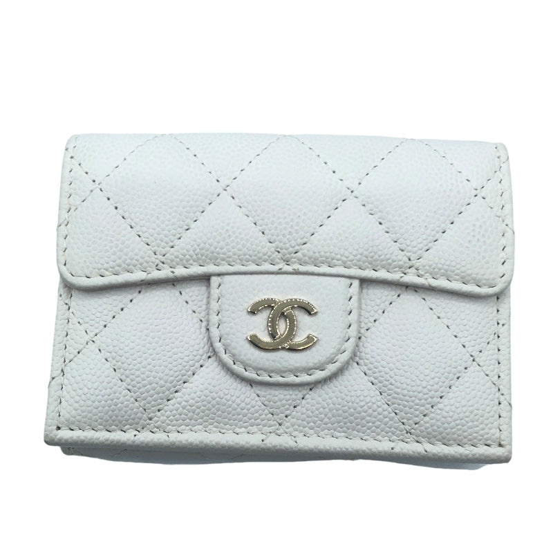 シャネル CHANEL コンパクトウォレット ホワイト ゴールド金具 マットキャビアスキン キャビアスキン レディース 三つ折り財布 |  中古ブランドリユースショップ OKURA(おお蔵)