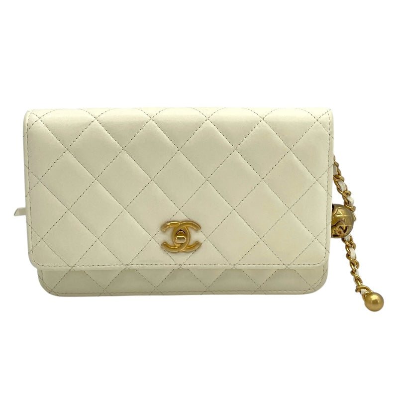 シャネル CHANEL マトラッセ ココボール チェーンウォレット