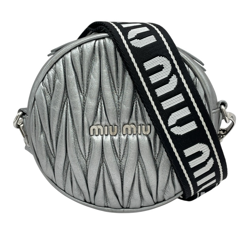 ミュウミュウ miu miu マテラッセ ショルダー シルバー レザー