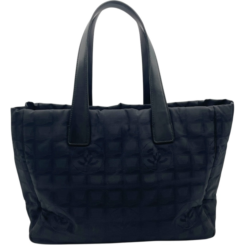 CHANEL ニュートラベルライン ナイロン トートバッグ ブラック ゴールド金具 シリアルシール 9497289 シャネル ニュートラベルライン トート MM ブラック A15991 ナイロン