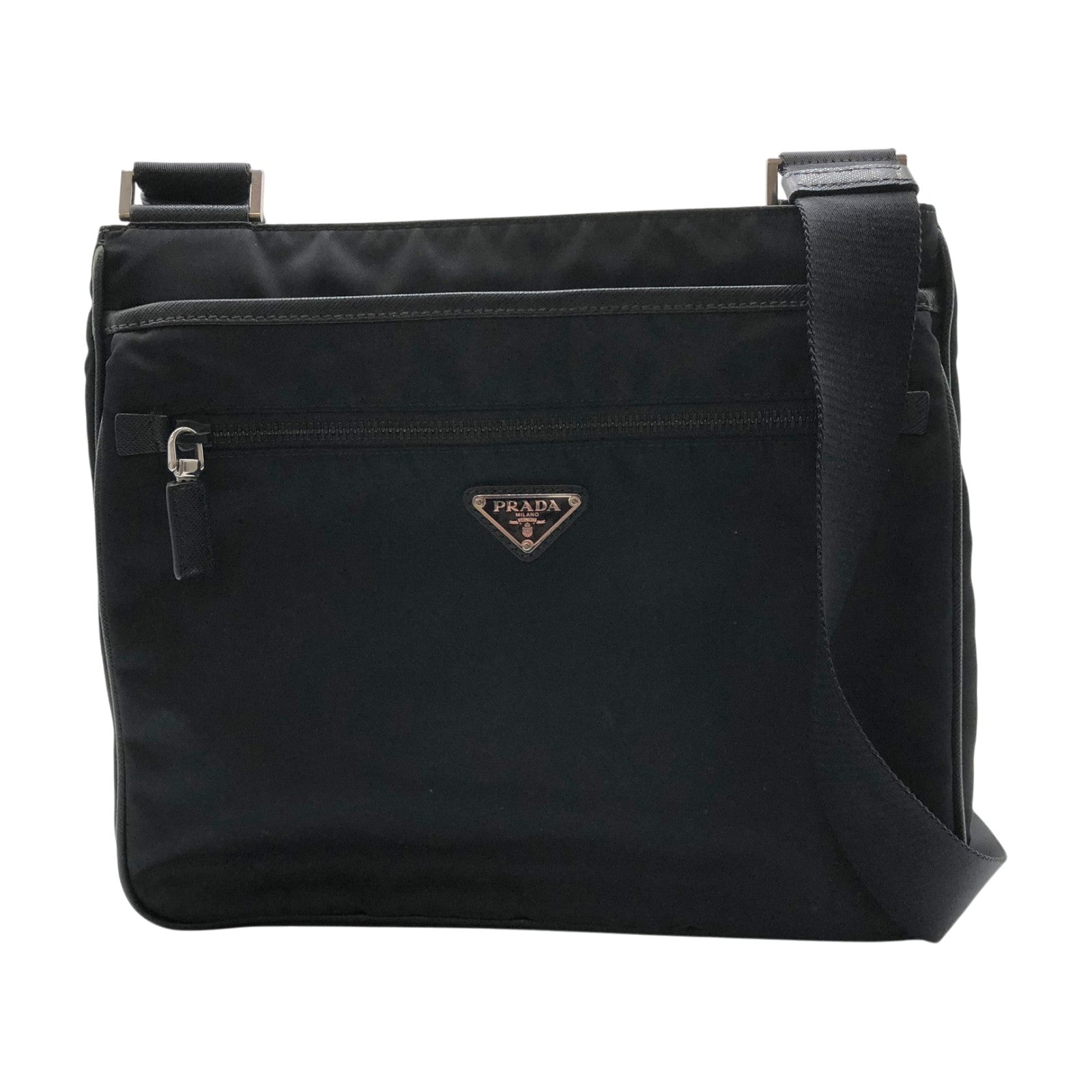 プラダ PRADA ナイロンショルダーバッグ ブラック シルバー金具
