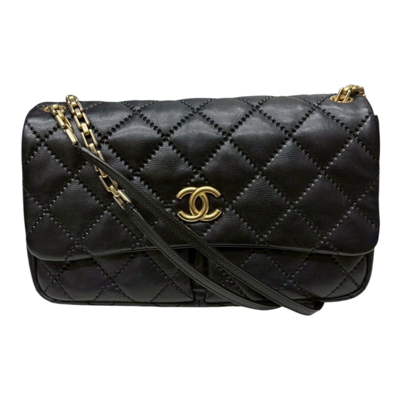 CHANEL ブラック ワイルドステッチ　バッグ シャネル CHANEL ワイルドステッチフラップバッグ ブラック ゴールド