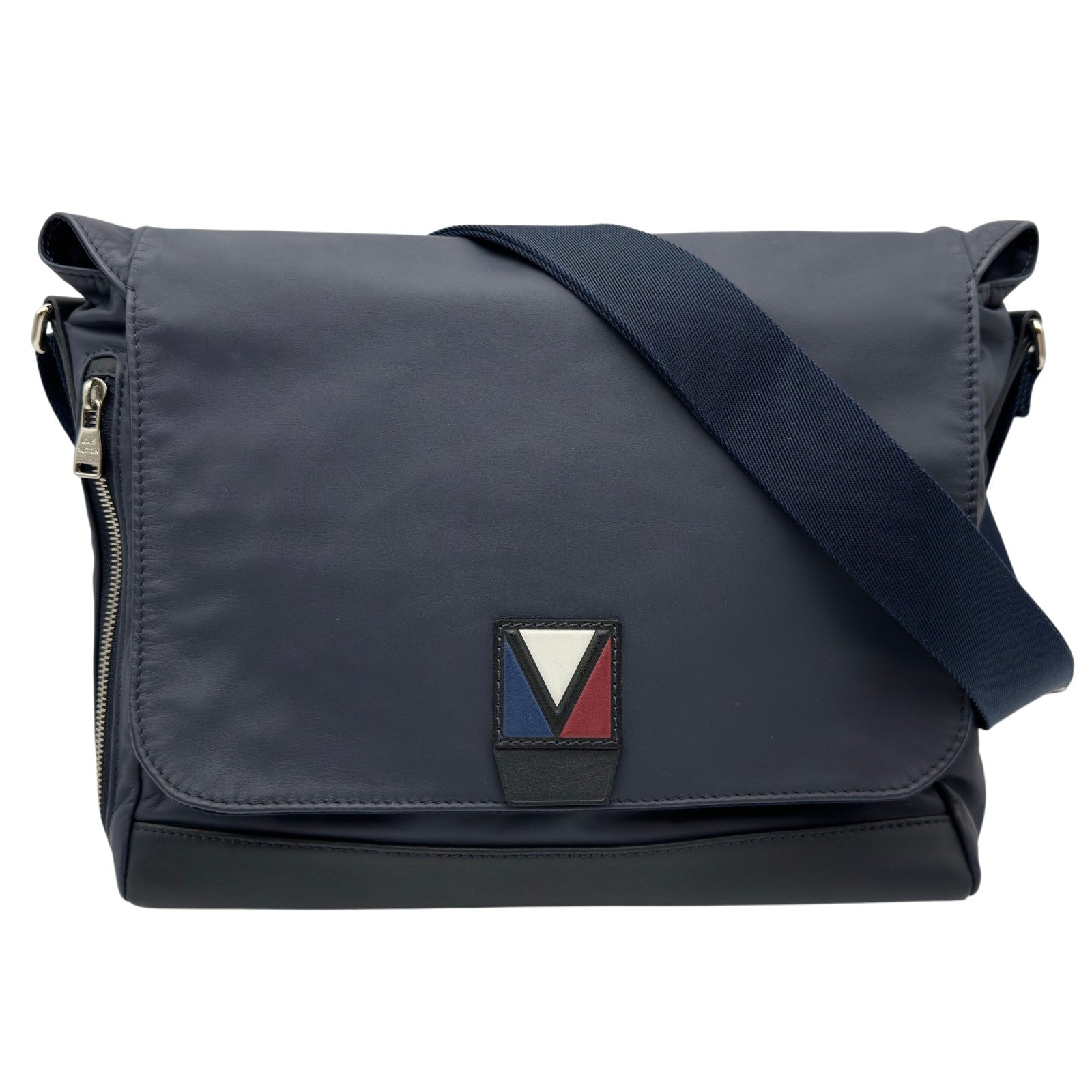ルイ・ヴィトン LOUIS VUITTON Vラインクロス ショルダーバッグ M50443