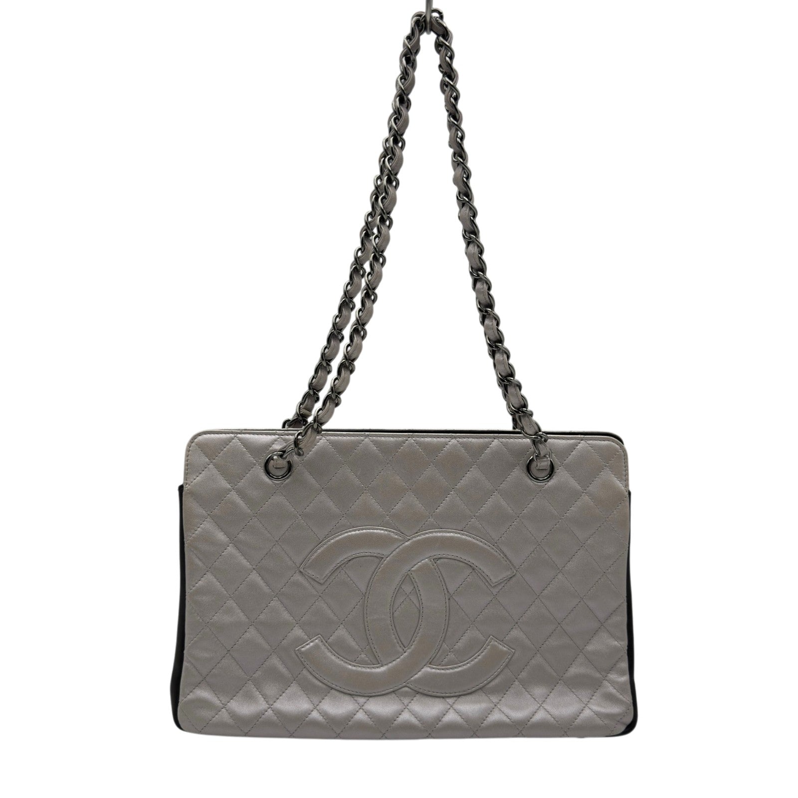 シャネル　シルバーチェーン　黒　マザーズバッグ　トートバッグ シャネル CHANEL ココマーク チェーントートバッグ シルバー/ブラック