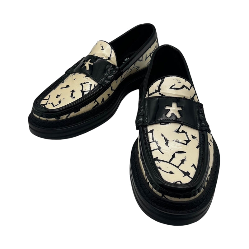 ジミーチュウ JIMMY CHOO jimmy choo×eric haze×poggy パテントレザーローファー ブラック×ホワイト 37 |  中古ブランドリユースショップ OKURA(おお蔵)