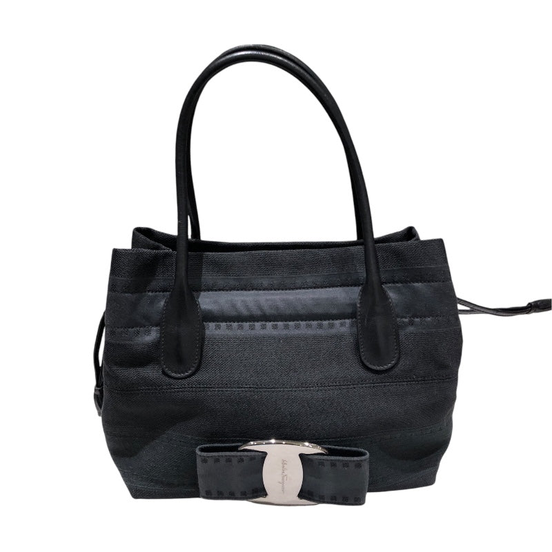 SalvatoreFerragamo　フェラガモ　トートバッグ　ヴァラ Salvatore Ferragamo フェラガモ ヴァラリボン トートバッグ