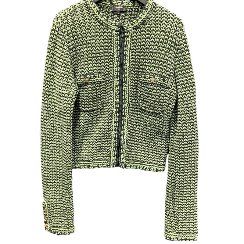 再値下げしました　シャネル 40 ノーカラージャケット シャネル CHANEL ノーカラーニットジャケット P70487 グリーン
