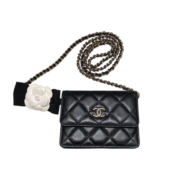 シャネル CHANEL マトラッセカメリアチェーンカードケース 羊革 ラムスキン レディース カードケース | 中古ブランドリユースショップ  OKURA(おお蔵)