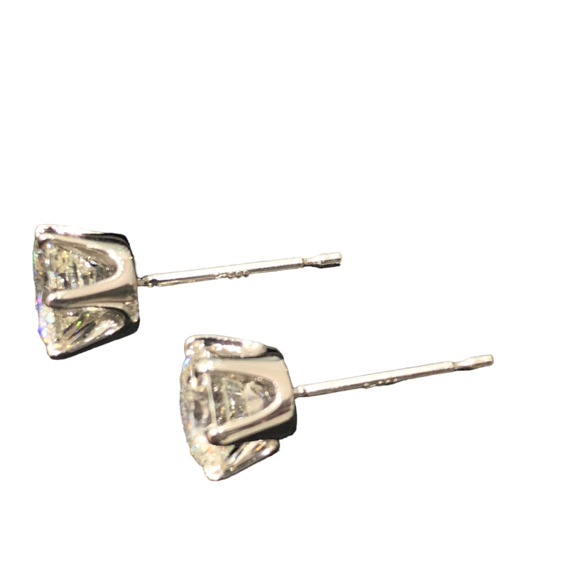 Pt900 ダイヤモンド ピアス D1.001ct/1.040ct Pt900 ダイヤモンド ジュエリー