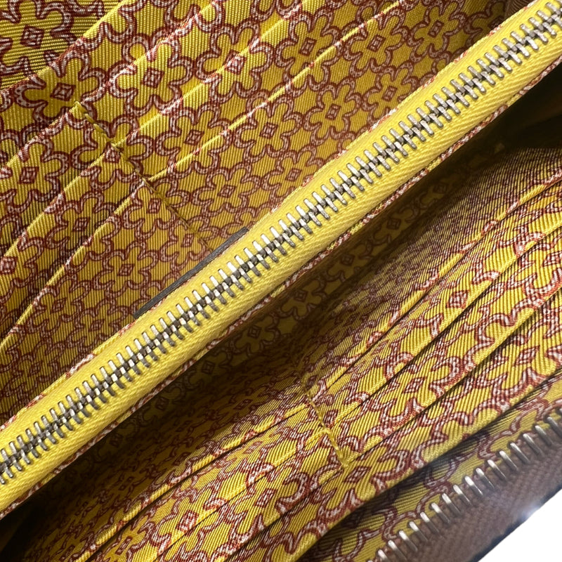 エルメス HERMES アザップロングシルクイン　エプソン　チャイ　Z刻印　SV金具 チャイ レザー エプソン ユニセックス 長財布