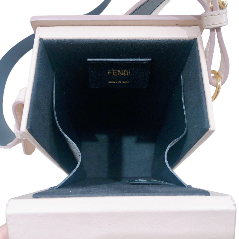 フェンディ FENDI ボックスショルダー 8BT339 ピンク レザー レディース ショルダーバッグ | 中古ブランドリユースショップ  OKURA(おお蔵)