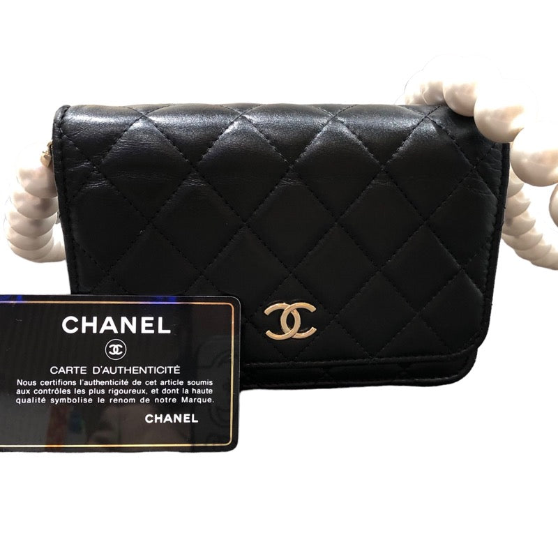 シャネル CHANEL パールチェーンウォレット AP1839 ブラック/ゴールド金具 ラムスキン レディース ウォレットチェーン