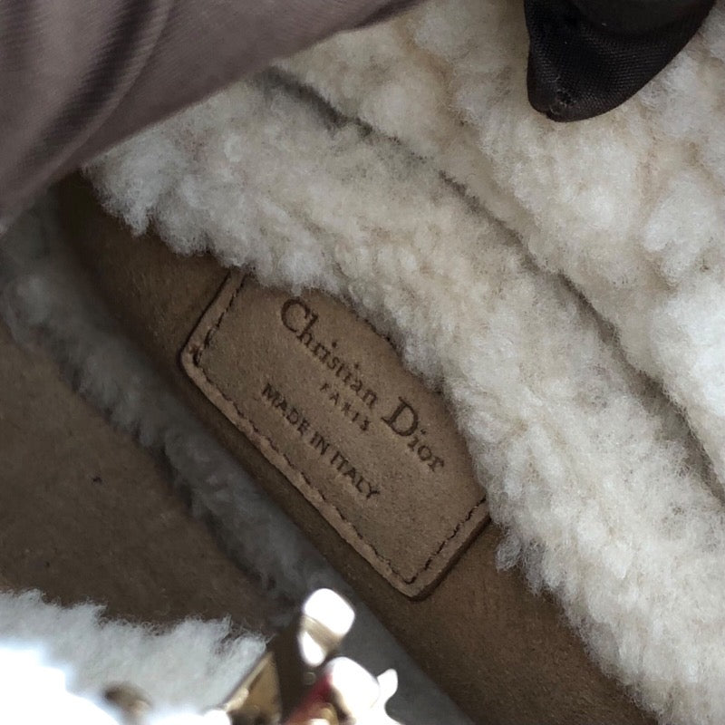 クリスチャン・ディオール Christian Dior レディースディオールミニ M0505 ベージュｘシルバー金具 カナージュムートン レディース ハンドバッグ