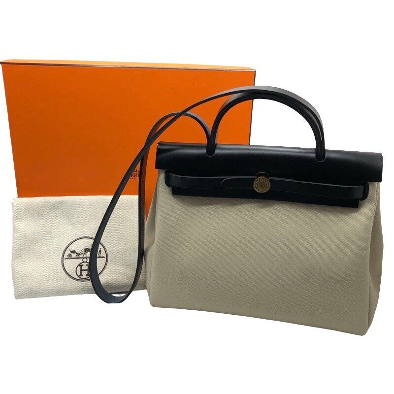 エルメス HERMES エールバックジップ B刻 ベージュ/ブラック/GD金具