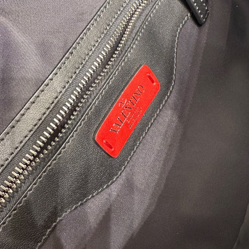 ヴァレンティノ VALENTINO VLTHボディバッグ ブラック ナイロン メンズ