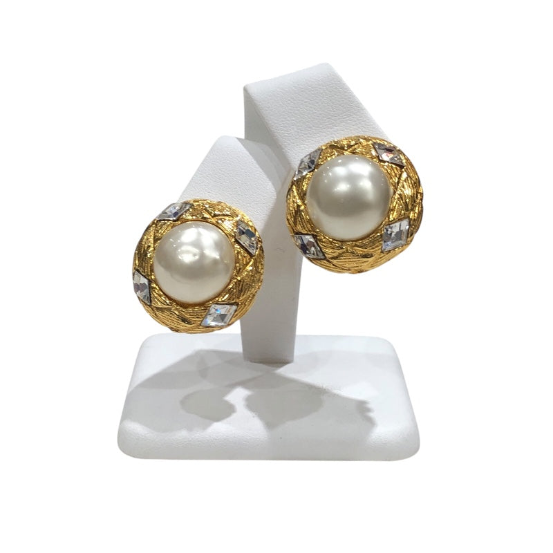 シャネル チェーンモチーフ フェイクパールイヤリング CHANEL Pearl Drop Pierced earrings/シャネル CC チェーン