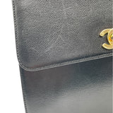 シャネル CHANEL ツイストショルダーバッグ 5番台 ブラック　GD金具 キャビア レディース ショルダーバッグ