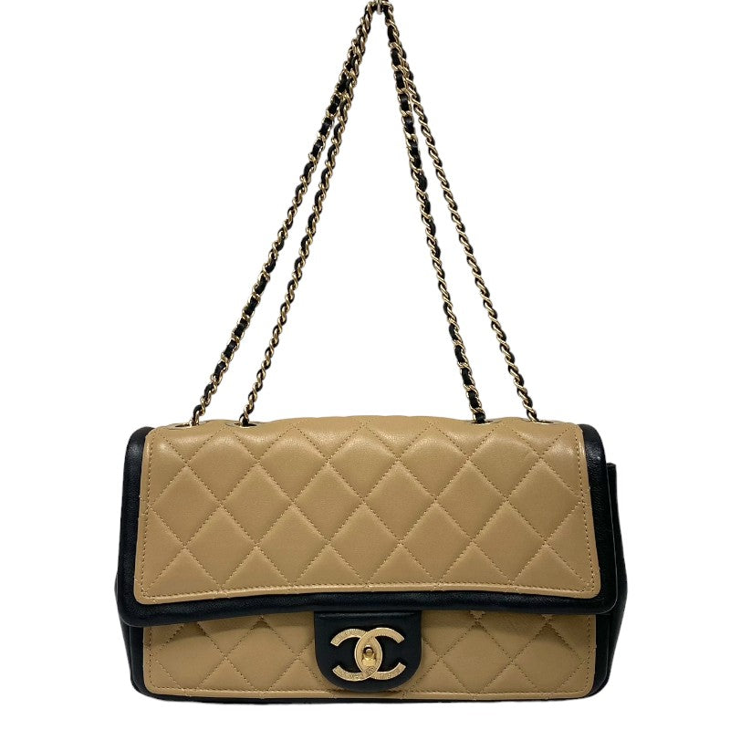 シャネル CHANEL マトラッセ シングルフラップ 20番台 ベージュ/ブラック/GD金具 ラムスキン レディース ハンドバッグ