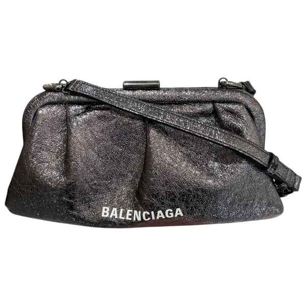 バレンシアガ BALENCIAGA クラウドXS 618895 メタリック レザー レディース ショルダーバッグ