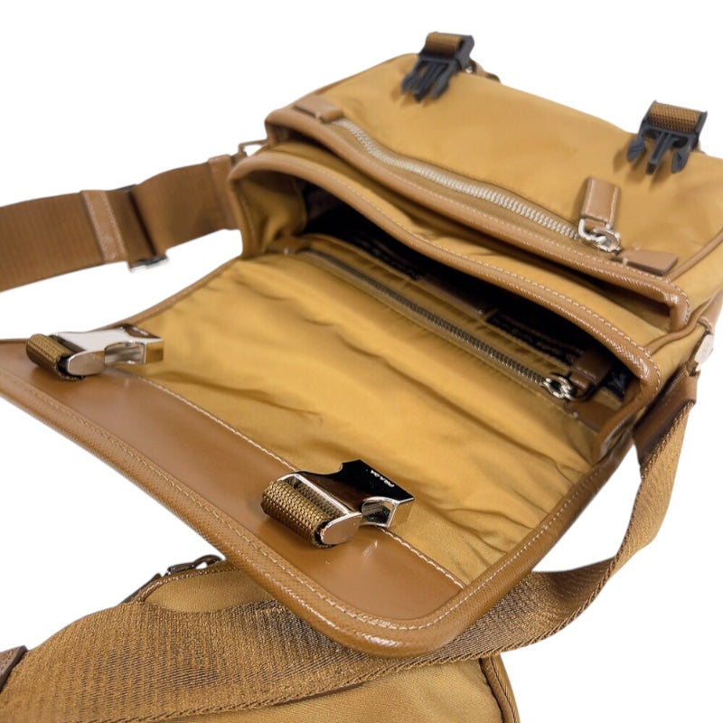 プラダ PRADA ナイロンショルダーバッグ 2VD034 ブラウン　シルバー金具 ナイロン レディース ショルダーバッグ