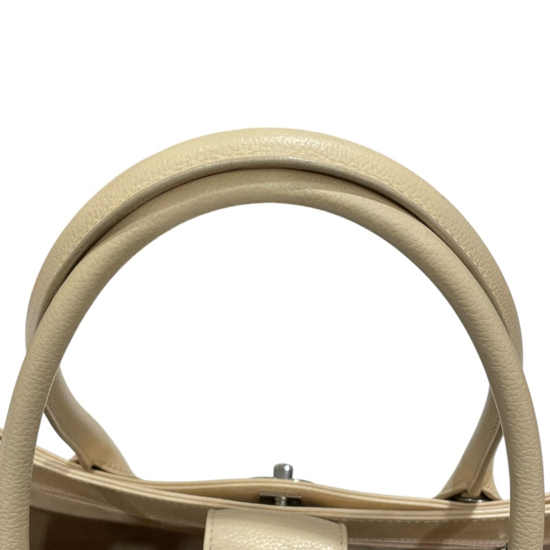 シャネル CHANEL エグゼクティブトート A15206 ベージュ