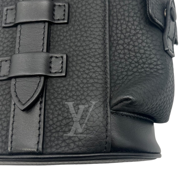 ルイ・ヴィトン LOUIS VUITTON クリストファーXS M58495 トリヨンレザー メンズ ボディバッグ | 中古ブランドリユースショップ  OKURA(おお蔵)