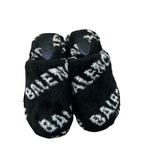 バレンシアガ BALENCIAGA ロールオーバーロゴファーサンダル 624515 ブラック フェイクファー メンズ サンダル