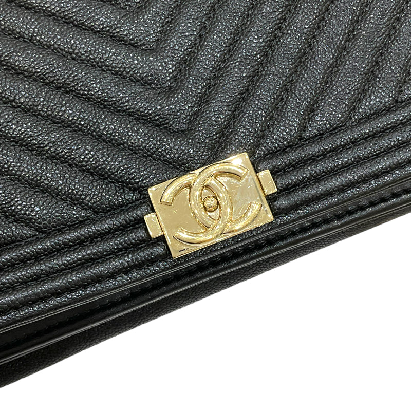 シャネル CHANEL ボーイシャネル Vステッチ チェーンウォレット AP1117 30番台 ブラック ゴールド金具 キャビアスキン レディース ショルダーバッグ