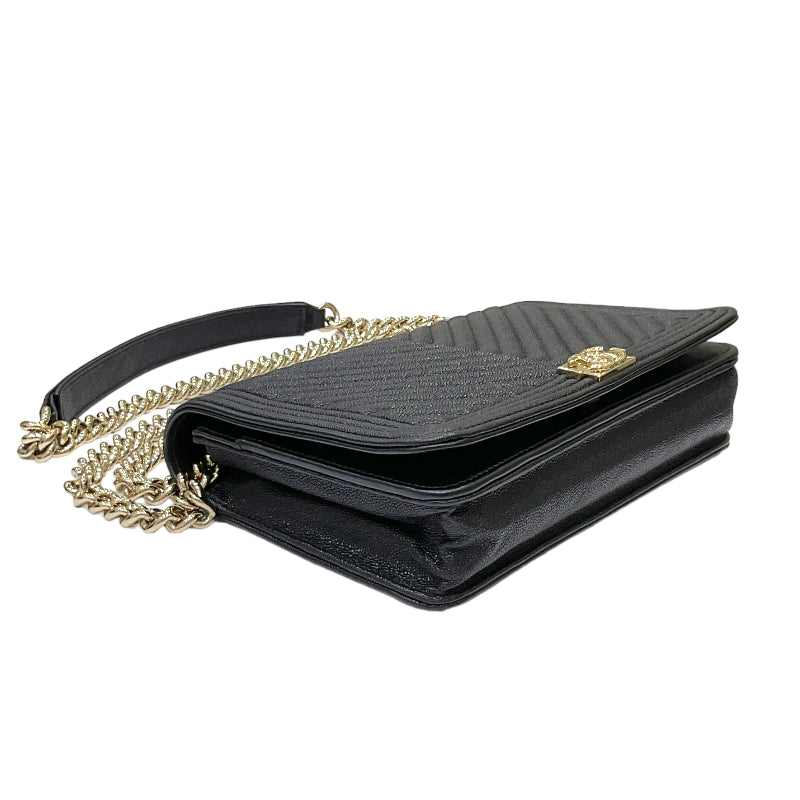シャネル CHANEL ボーイシャネル Vステッチ チェーンウォレット AP1117 30番台 ブラック ゴールド金具 キャビアスキン レディース ショルダーバッグ