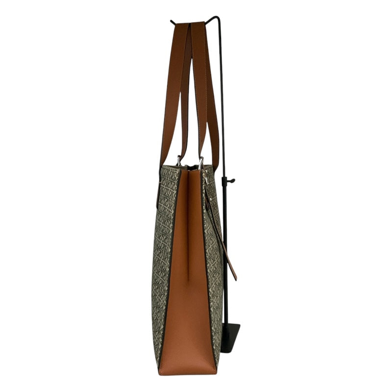 ロエベ LOEWE バックル ホリゾンタルトート グリーン アナグラム