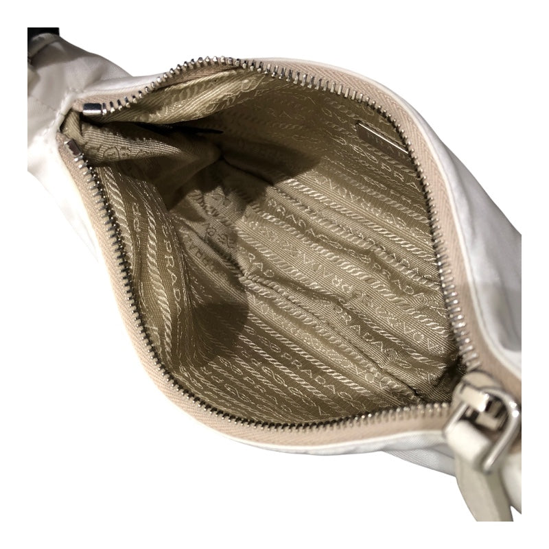 プラダ PRADA Re-Edition ショルダーバッグ 1BH204 ホワイト　シルバー金具 ナイロン レディース ショルダーバッグ