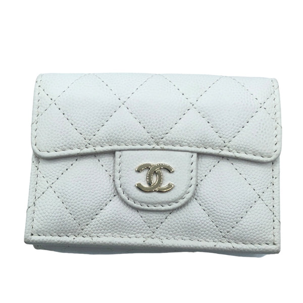 シャネル CHANEL コンパクトウォレット ホワイト　ゴールド金具 マットキャビアスキン キャビアスキン レディース 三つ折り財布