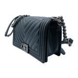 シャネル CHANEL ボーイシャネル25 Vステッチ ブラック/シルバー金具 ラムスキン レディース ショルダーバッグ