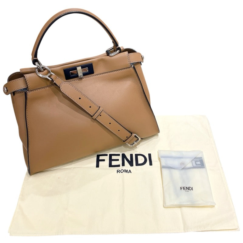 フェンディ FENDI ピーカブー レギュラー 8BN290 ベージュ シルバー金具 レザー レディース ハンドバッグ