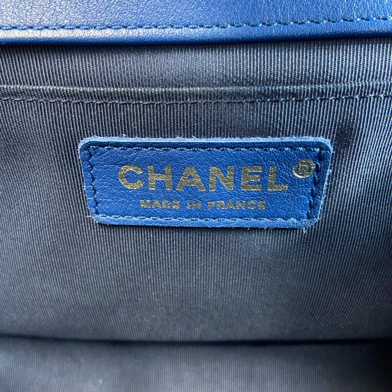 シャネル CHANEL ボーイシャネル25 Vステッチ A67086 22番台 ブルー シルバー金具 ラムスキン レディース ショルダーバッグ