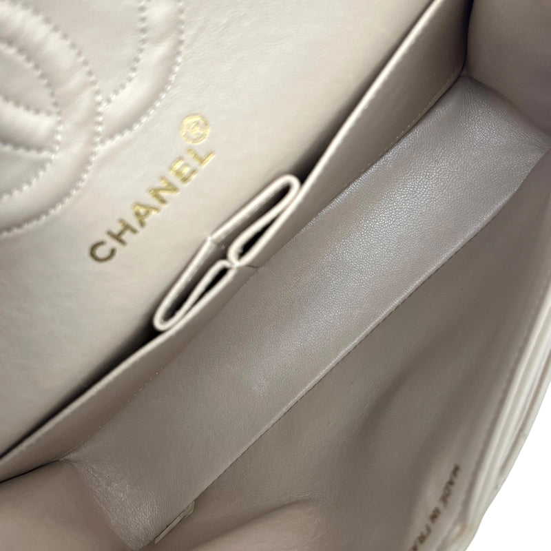 シャネル CHANEL マトラッセ23 A01113 ベージュ ゴールド金具 ラムスキン レディース ショルダーバッグ