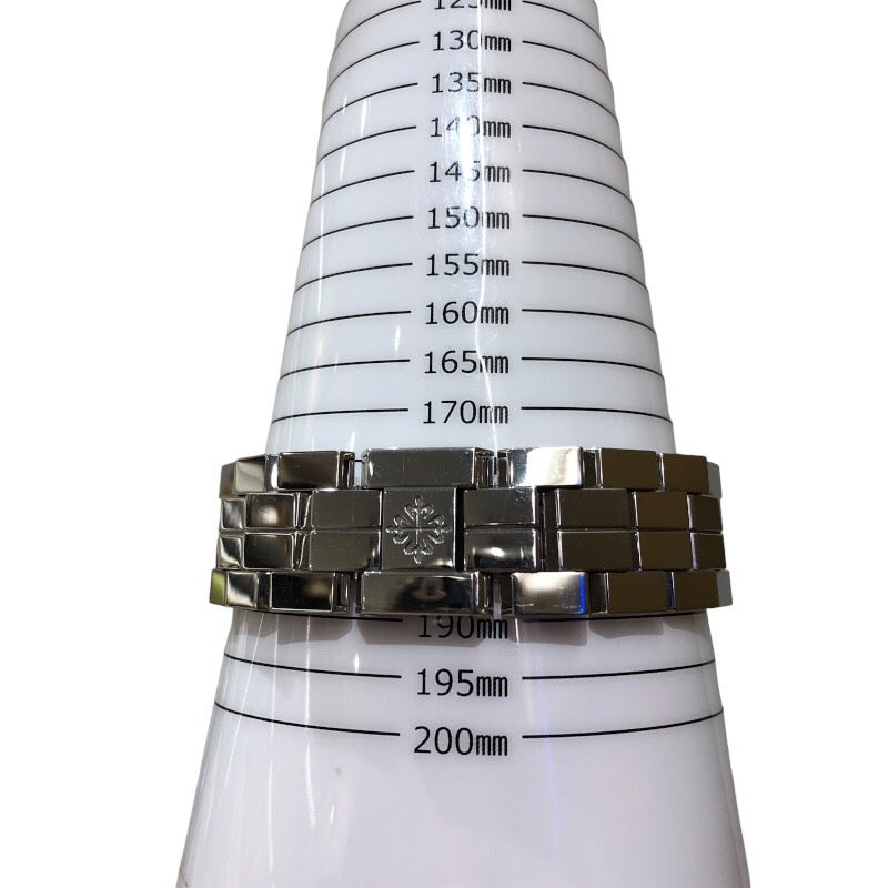 パテック・フィリップ PATEK PHILIPPE アクアノートラージ 5065/1A-010 シルバー ステンレススチール レディース 腕時計
