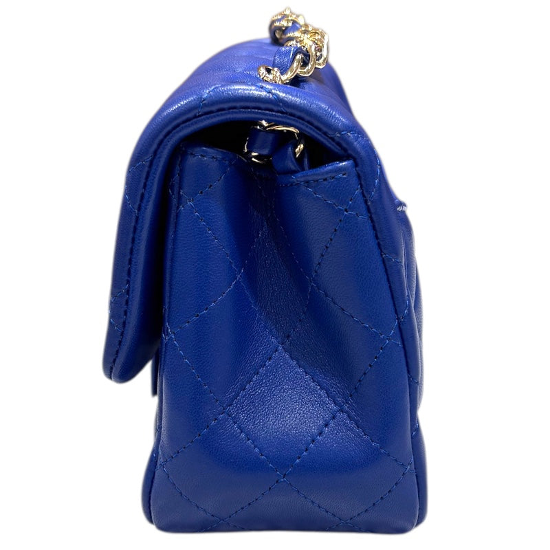 シャネル CHANEL ミニマトラッセ18 A35200 ブルー ゴールド金具 ラム レディース ショルダーバッグ