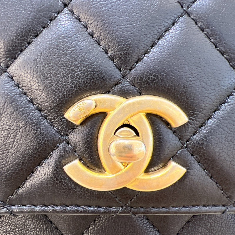 シャネル CHANEL カメリア　チェーンショルダー ブラック　ゴールド金具 ラムスキン レディース ショルダーバッグ