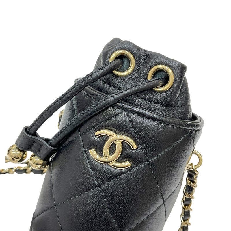 シャネル CHANEL マトラッセ ミニバケット 31番台 ブラック ゴールド金具 ラムスキン レディース ショルダーバッグ