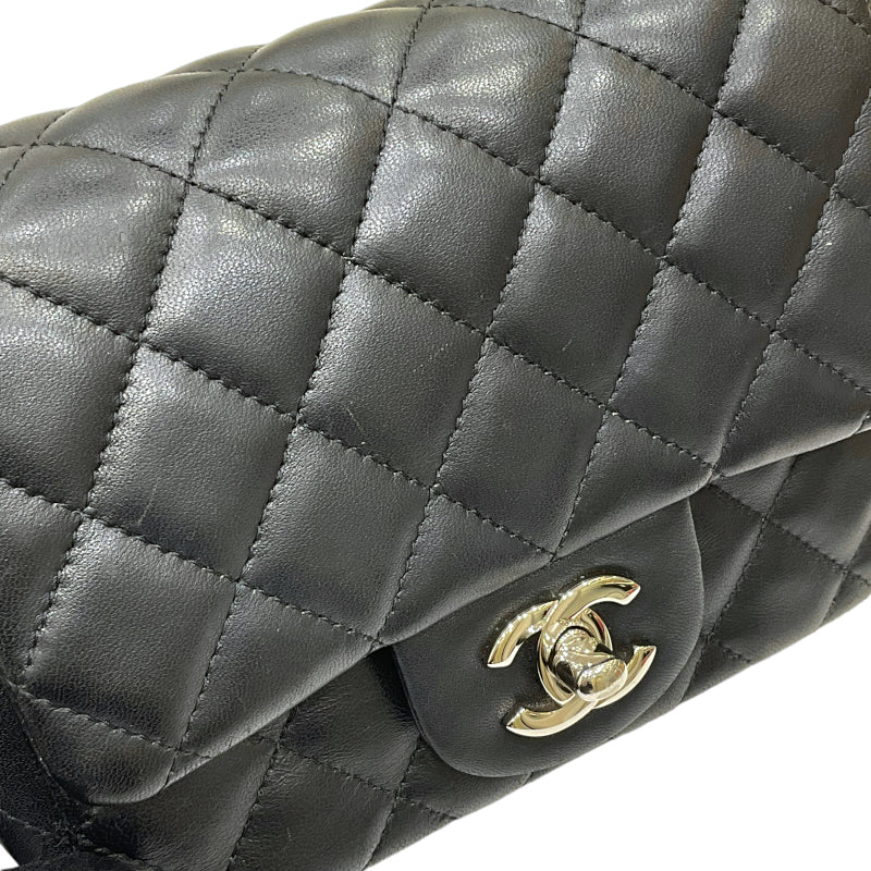 シャネル CHANEL ミニ マトラッセ A35200 25番台 ブラック シルバー金具 ラムスキン レディース ショルダーバッグ