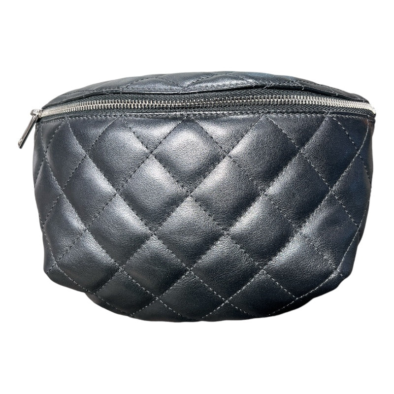 シャネル CHANEL マトラッセ ベルトバッグ ブラック/シルバー