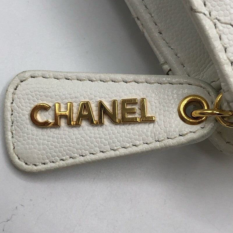 シャネル CHANEL マトラッセチェーンショルダー ホワイト×GD金具 キャビアスキン レディース ショルダーバッグ