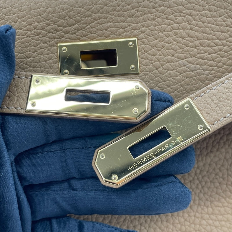 エルメス HERMES ケリー28 U刻 セサミ　ゴールド金具 トリヨン レディース ショルダーバッグ