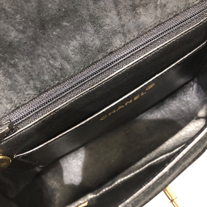 シャネル CHANEL マドモアゼル　チェーンショルダー ブラック　ゴールド金具 スエード レディース ショルダーバッグ