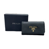 プラダ PRADA 4連キーケース 1PG004 ブラック　ゴールド金具 サフィアーノ ユニセックス キーケース