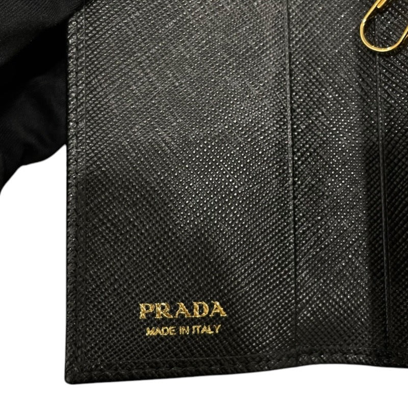 プラダ PRADA 4連キーケース 1PG004 ブラック　ゴールド金具 サフィアーノ ユニセックス キーケース