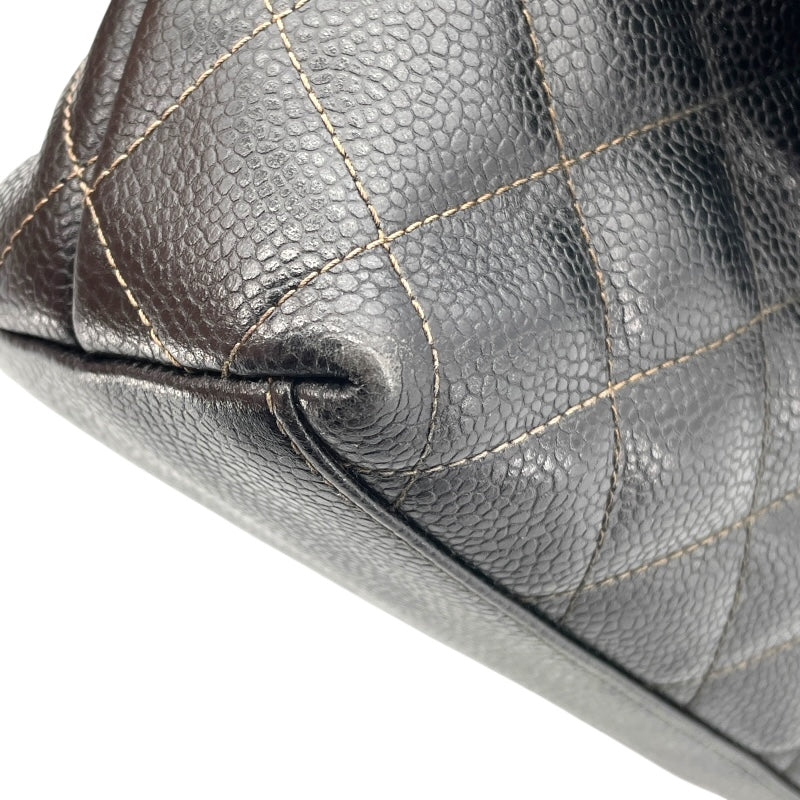 シャネル CHANEL マトラッセ ショルダーバッグ 2番台 ブラック ゴールド金具 キャビアスキン レディース ショルダーバッグ